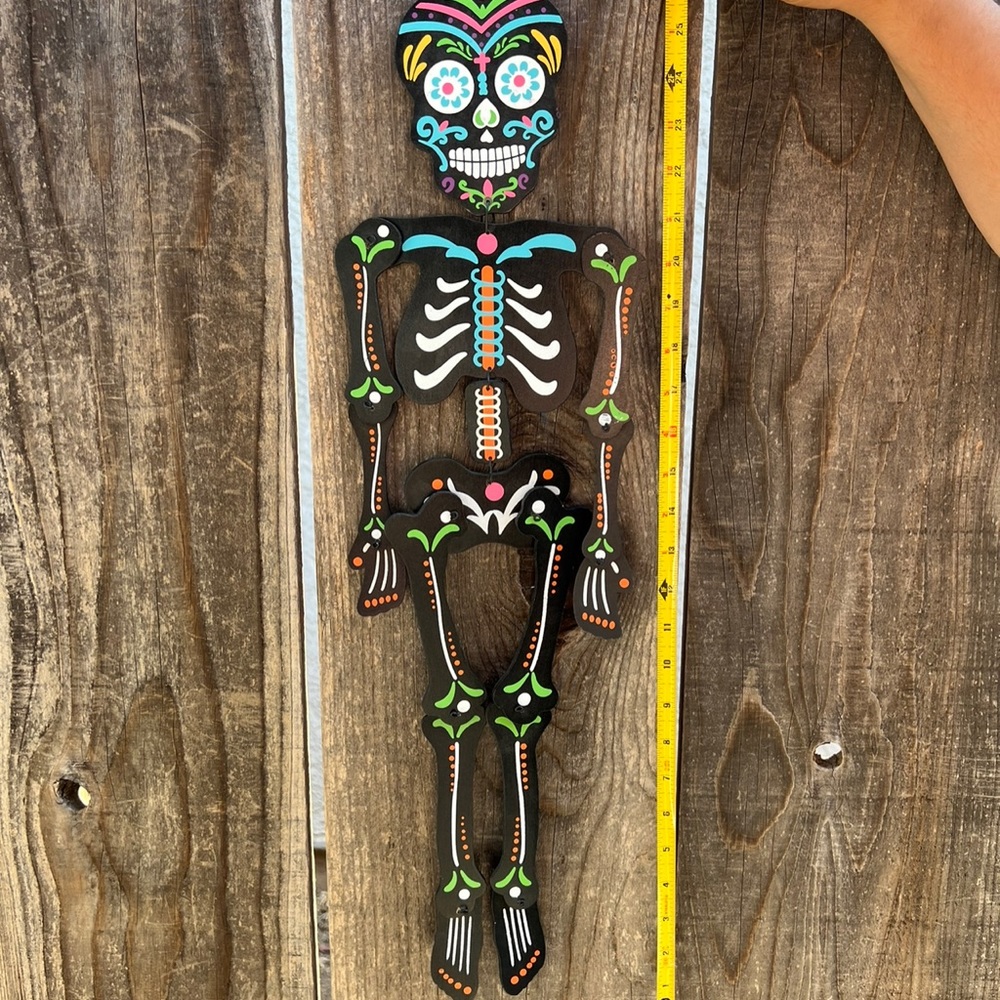 Fun Spooky decor bundle! - Picture 9 of 10